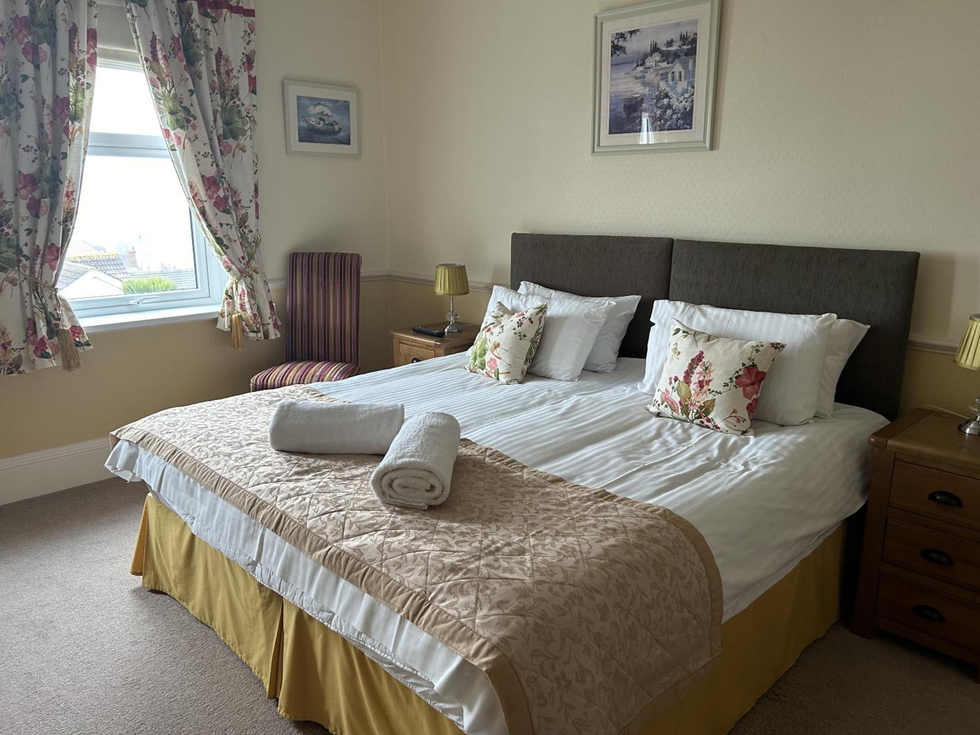 Harbour Lights Guesthouse Free Breakfast Weymouth Exterior photo